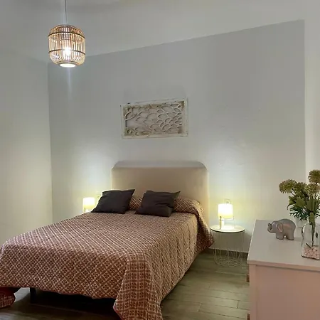 Conil Calle Trafalgar Centro Solo Familias Y Parejas アパート