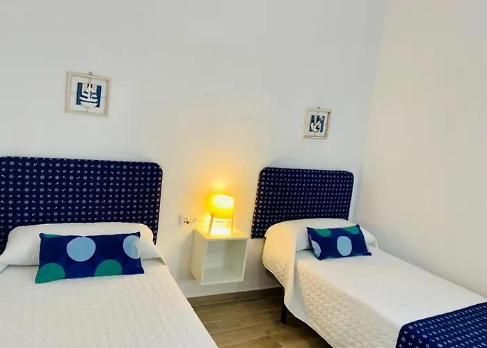 Conil Calle Trafalgar Centro Solo Familias Y Parejas * Conil De La Frontera