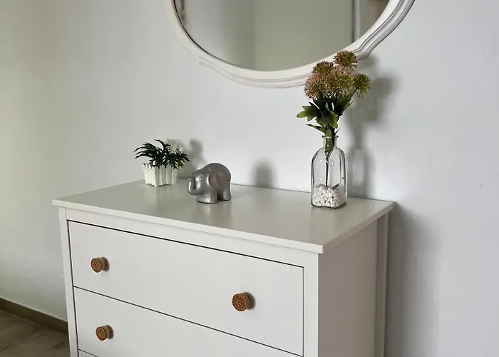 Conil Calle Trafalgar Centro Solo Familias Y Parejas Conil De La Frontera