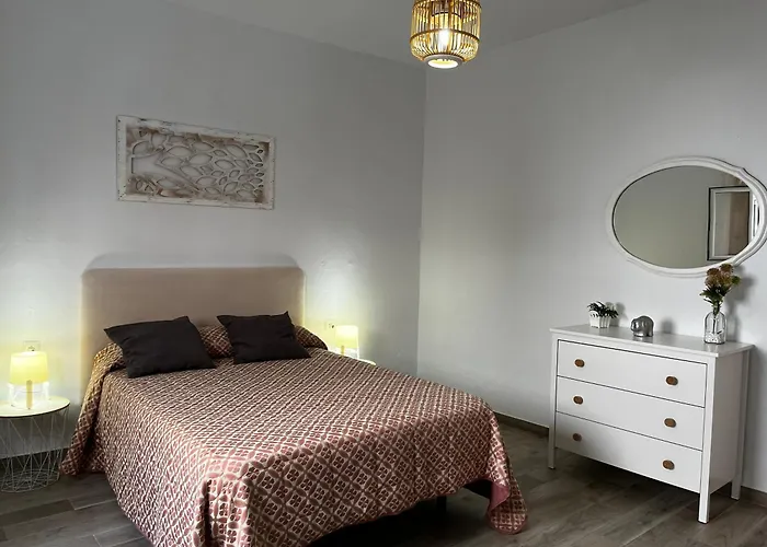 Conil Calle Trafalgar Centro Solo Familias Y Parejas *